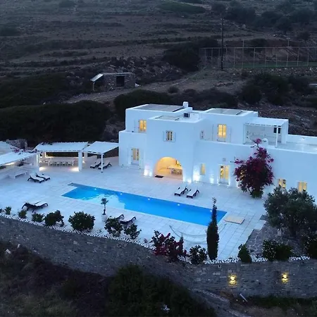 Paros Sleeps 12 Pool Air Con T478601 Parikia (Paros)